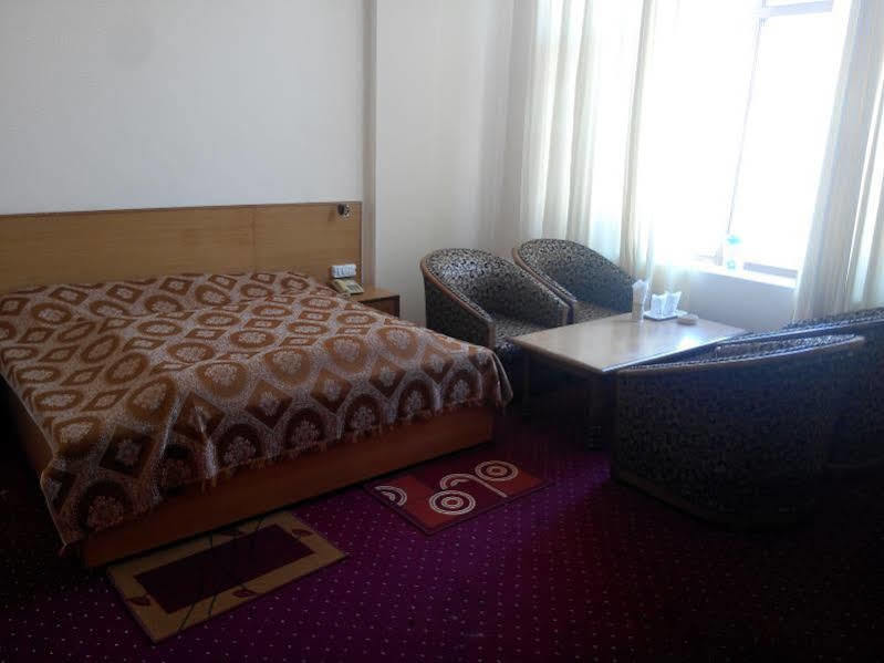 Hotel Mount View Pahalgām Zewnętrze zdjęcie